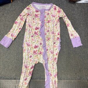 LILLIE & LILAH ONE PIECE ZIP UP PJS, SIZE 12/18 MTHS
